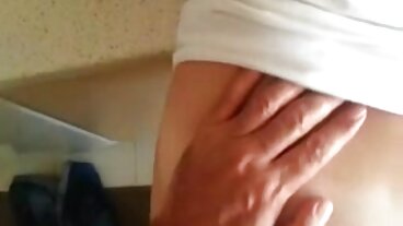 Life Selector: Dziewicza panna młoda Liya Silver poddaje się twoim urokom na PornHD anal filmiki