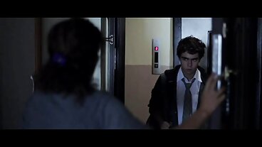 Alexis ofiarowuje swoje cudowne stopy ze względu na ostry anal film jizz