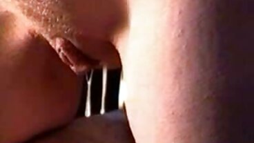 Cycata hiszpańska sex analny grupowy laska Susi zostaje zerżnięta przez palenie gorącego ciała