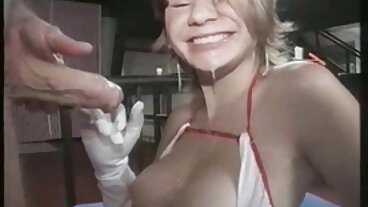 Blond mamuśka z masywnymi cyckami ujeżdża kutasa seks analny filmy za darmo swojego pasierba