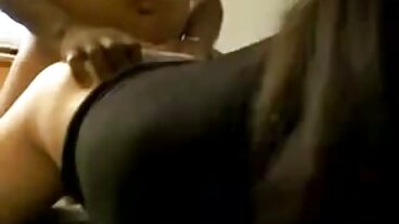 Alexis Fawx i Harmony Wonder zachowują to sex analny filmiki w rodzinie
